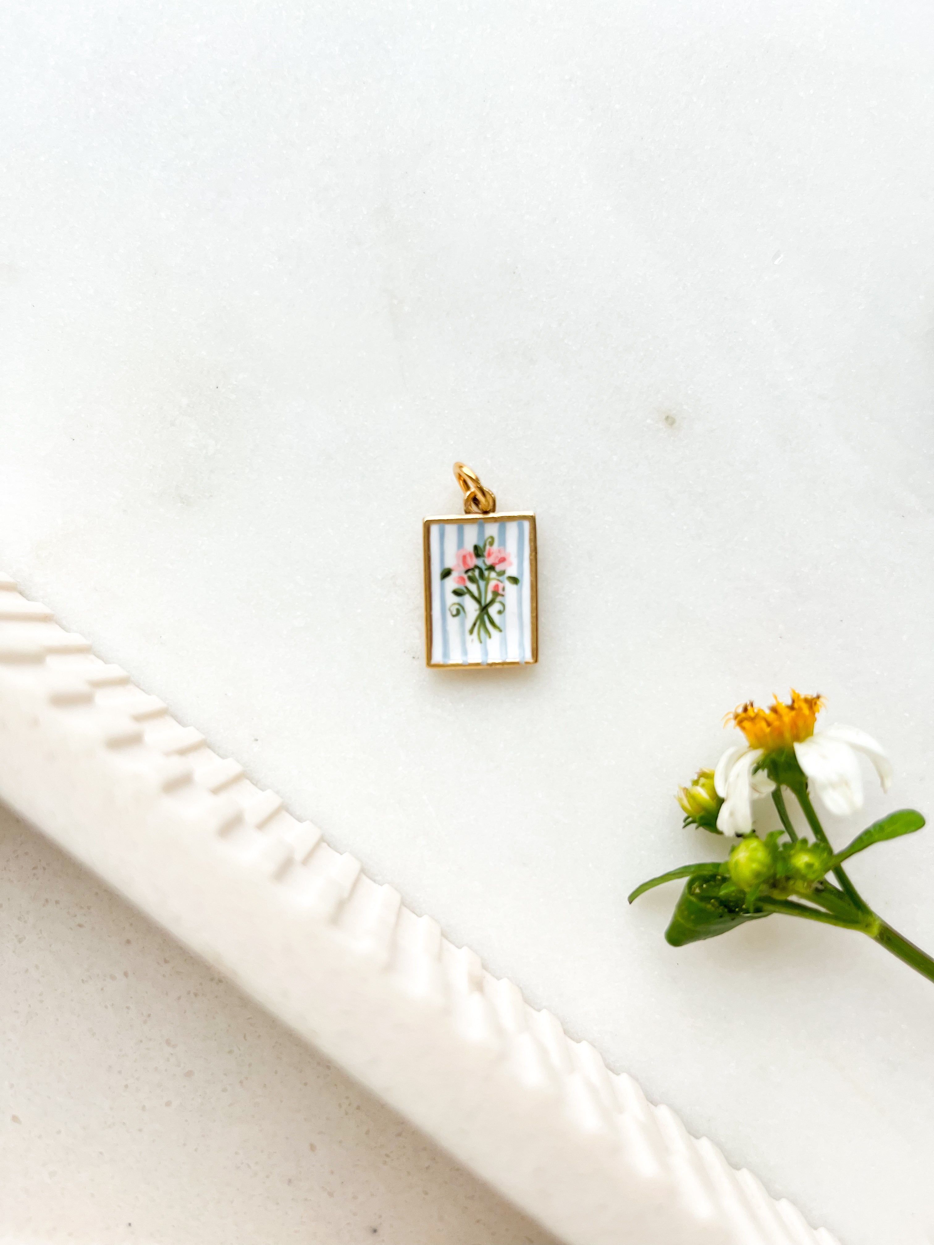 Handpainted Charm Sweet Pea