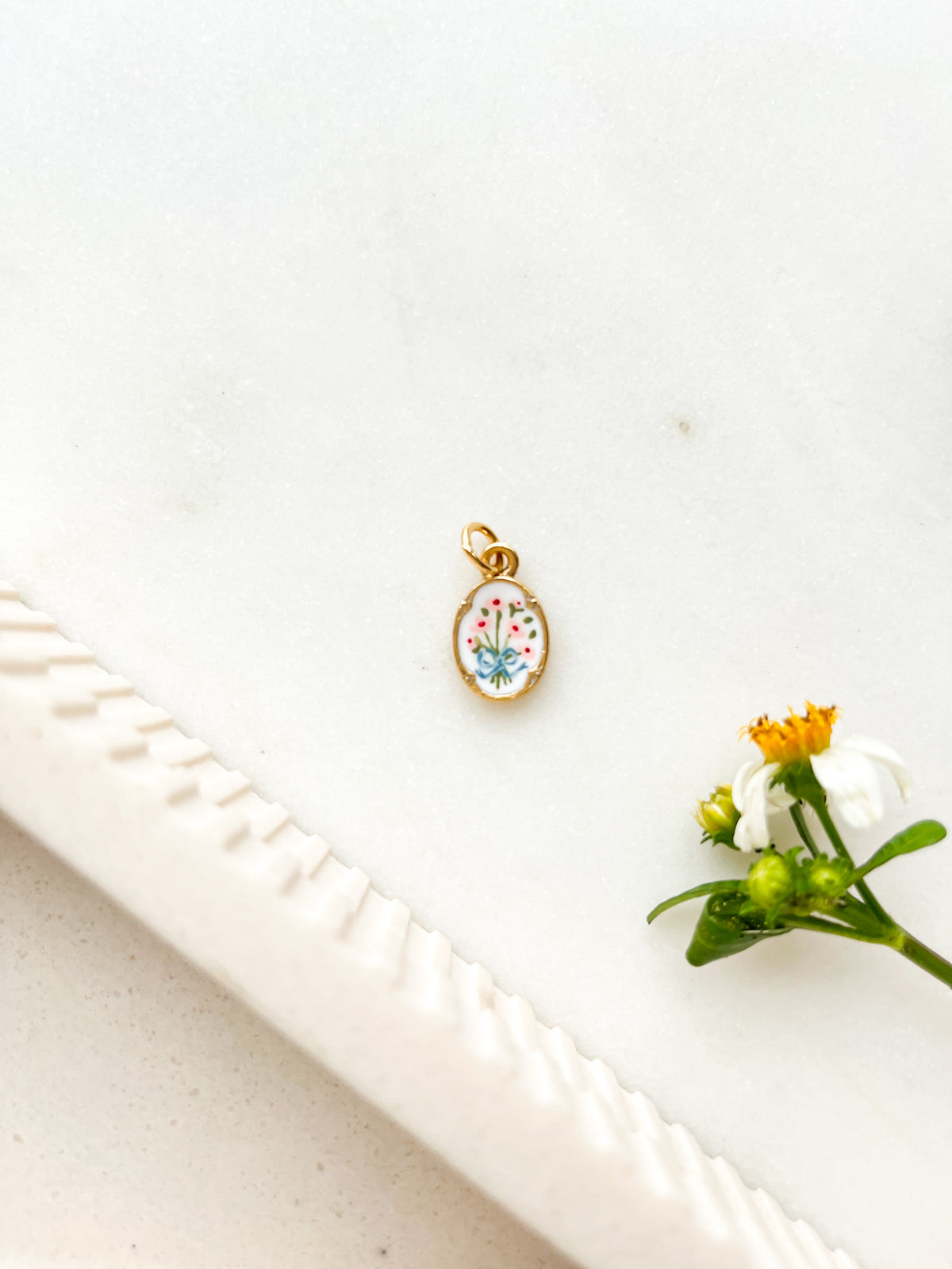 Handpainted Charm Lil Bouquet