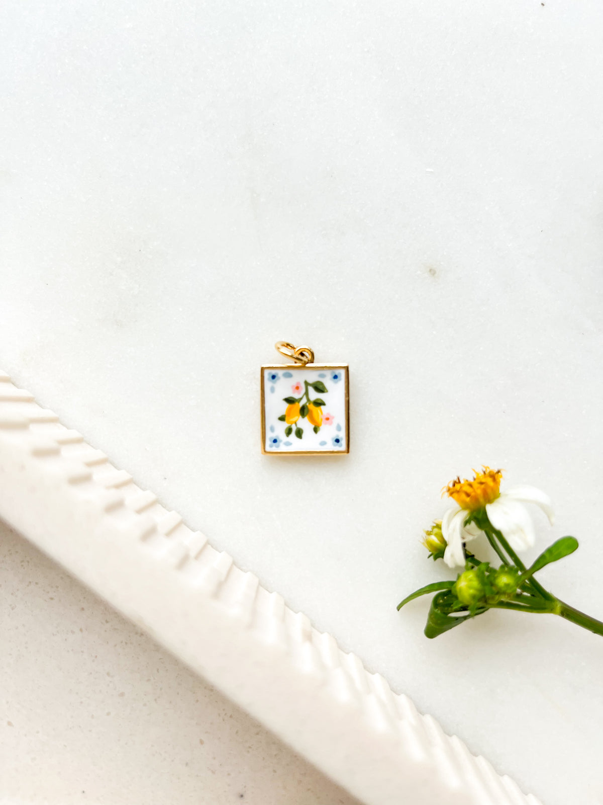 Handpainted Charm Lemon Tile