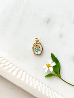Handpainted Charm Stripe Daisies